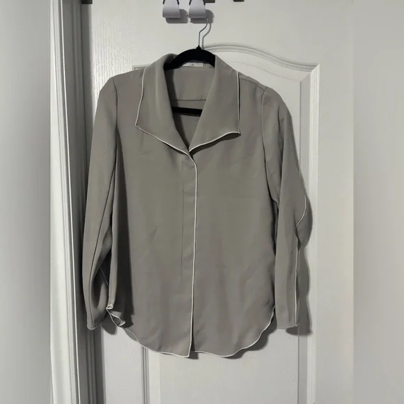 BABATON RENA PIPED DETAILS BLOUSE - Picture 2 of 7